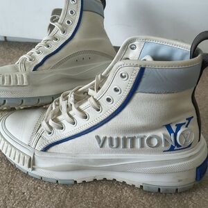 Louis Vuitton Sneakers